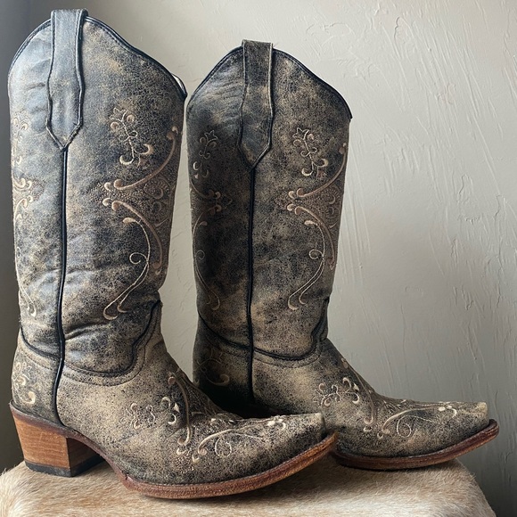 Circle G by Corral Women’s Chocolate Crackle with Bone Fancy Embroidery Snip Toe - Picture 2 of 15